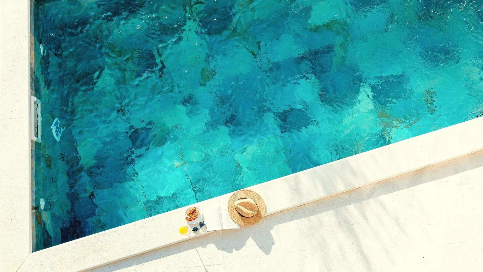 Beachfront Escape Villa Nevera Seline 0*,